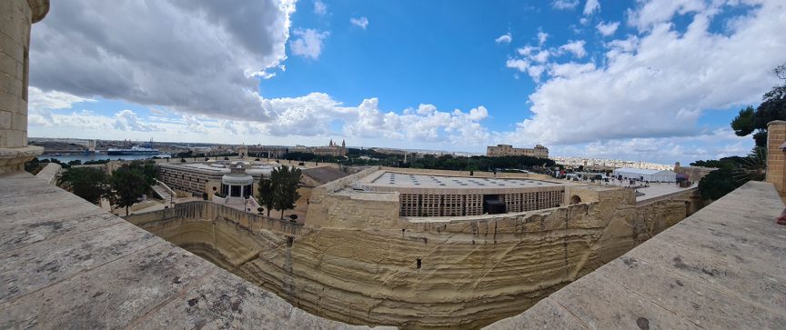 panorama in Valletta e1634860296644